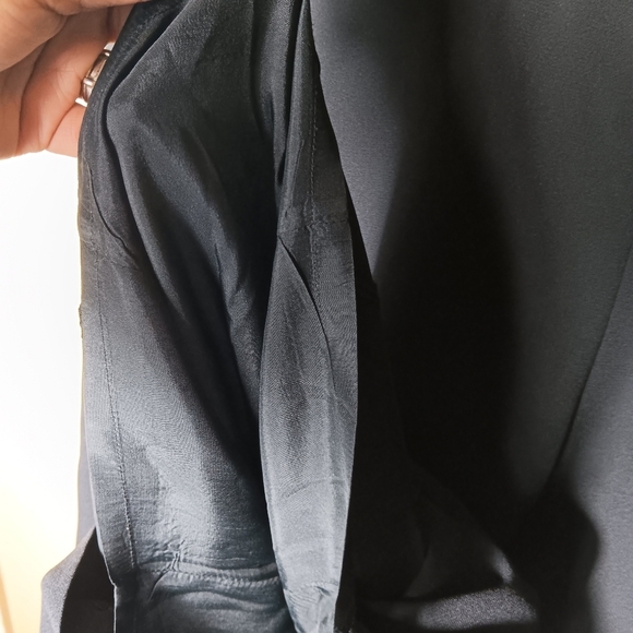 Donna Morgan Vintage black cocktail dress. Best fit size small to medium. - Picture 5 of 6